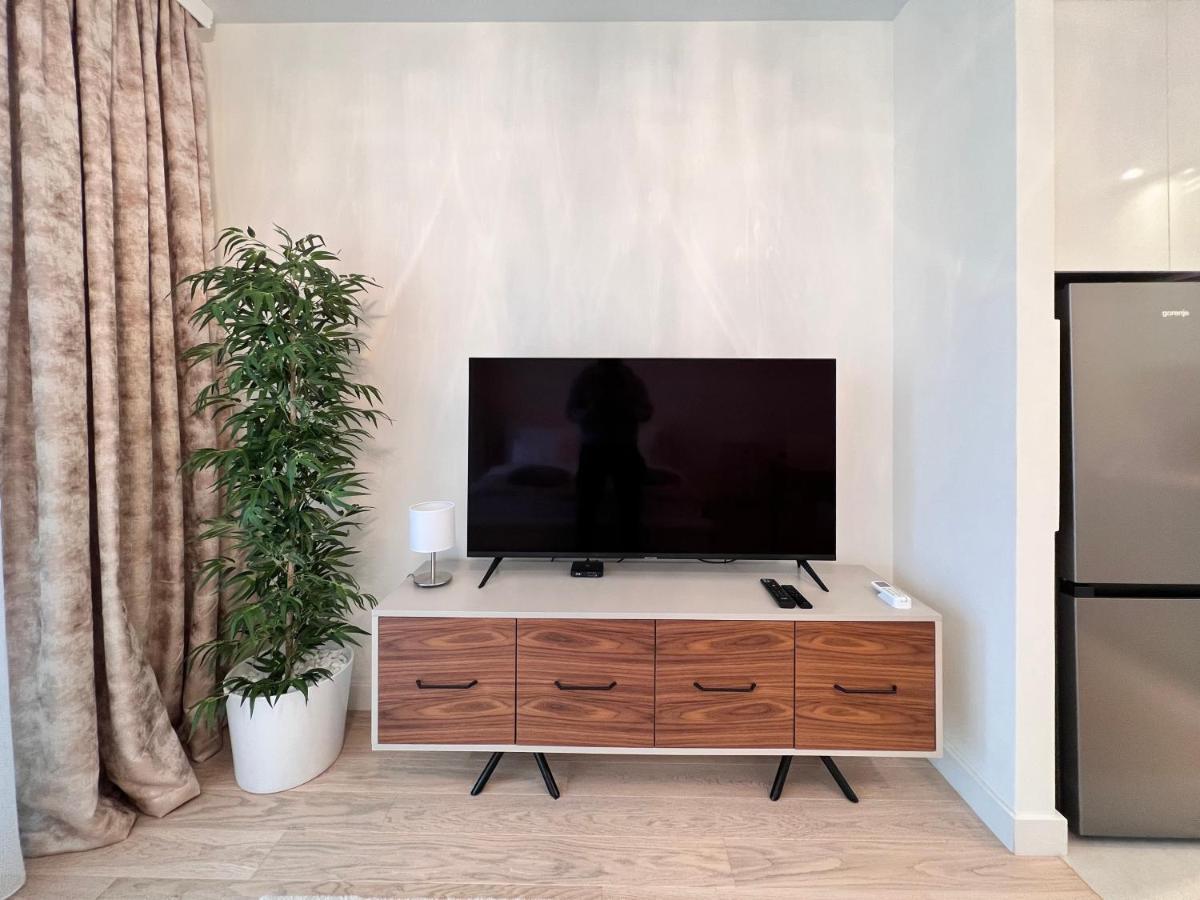 Waterfront Luxury Suites Βελιγράδι Εξωτερικό φωτογραφία