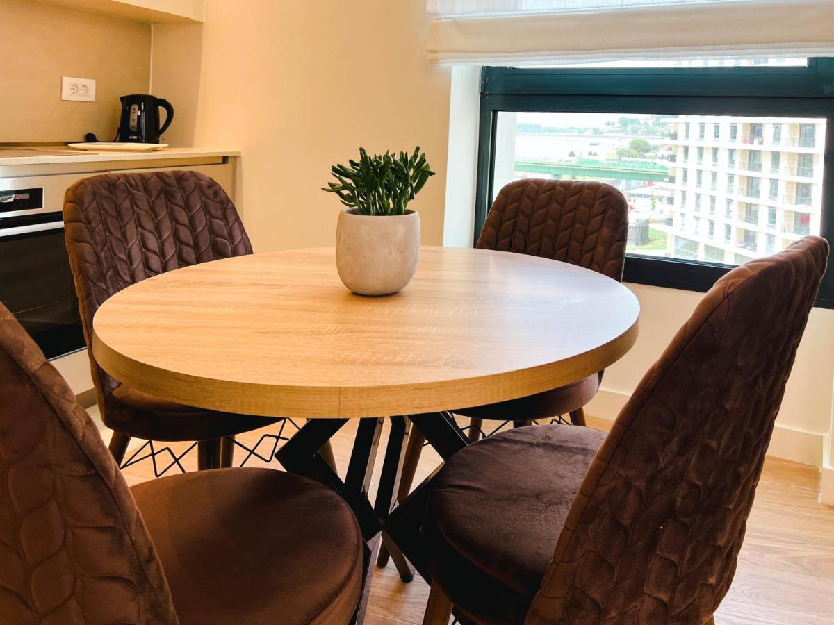 Waterfront Luxury Suites Βελιγράδι Εξωτερικό φωτογραφία